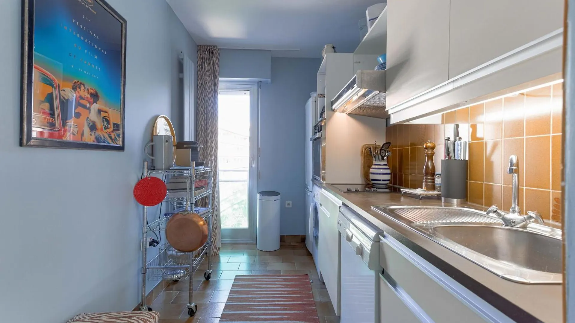 Apartment Le Goya By Halldis Cannes France